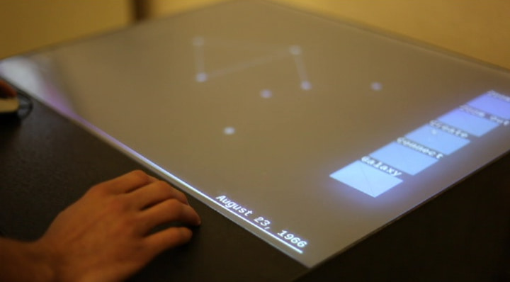 Multitouch display deployed in gallery running Twoverse software